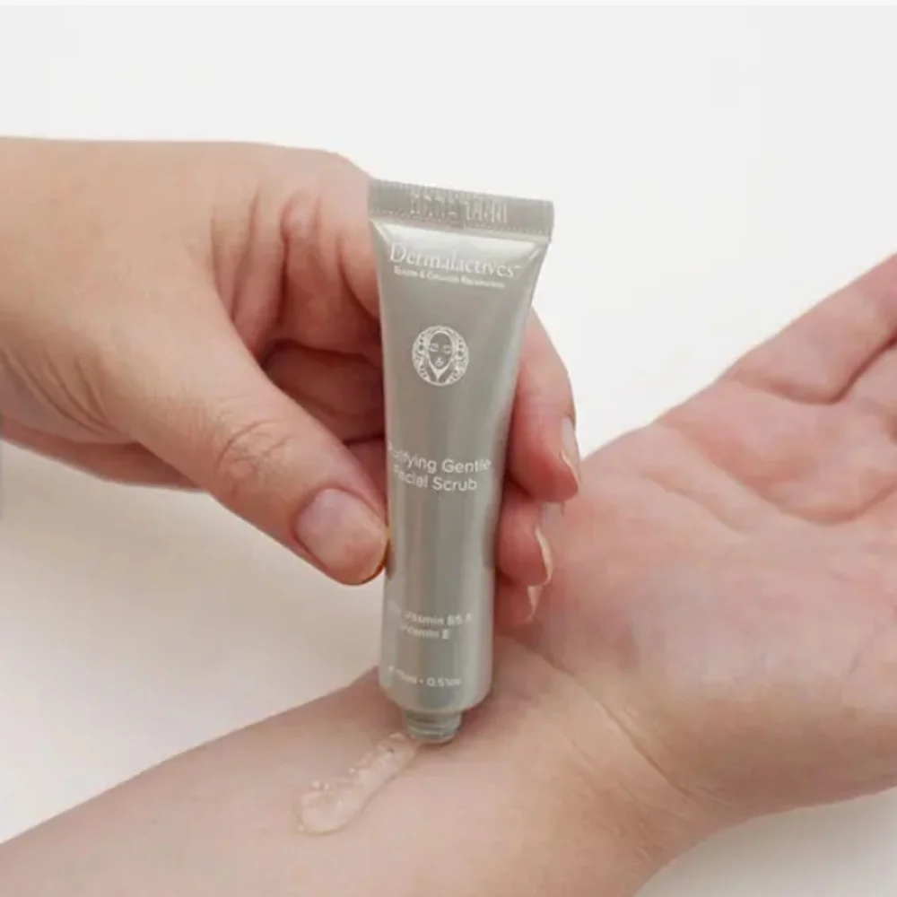 🔴 DERMALACTIVES Purifying Gentle Facial Scrub - Travel Size